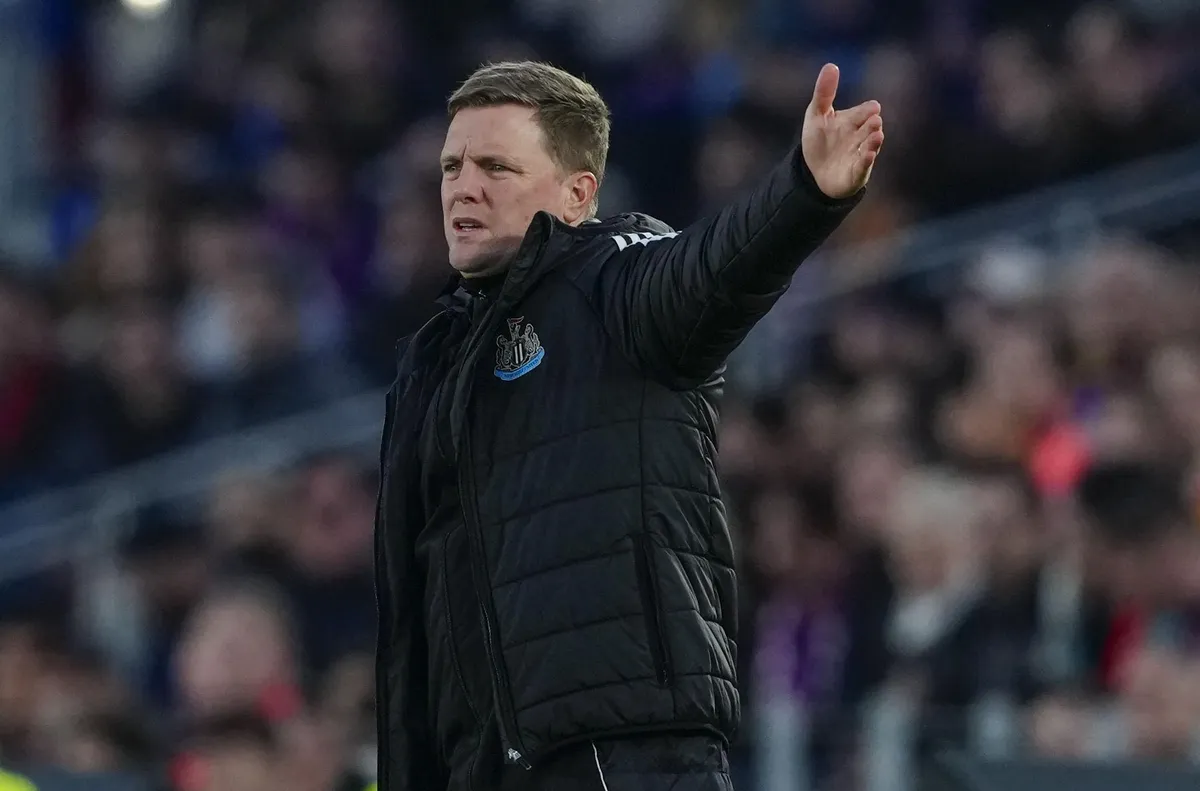 Нюкасъл решава за треньора след края на сезона