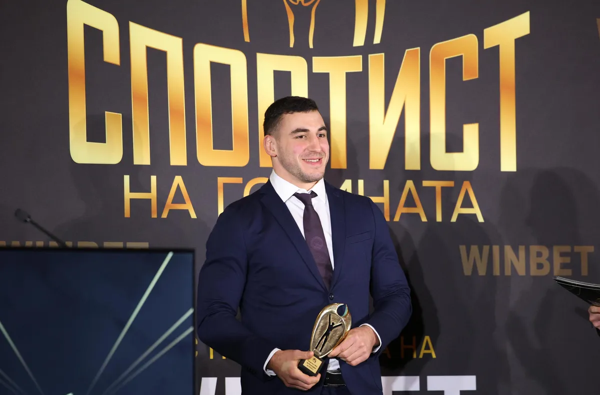 Семен Новиков отново е европейски вицешампион