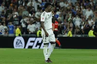 Флорентино Перес няма да продава Винисиус