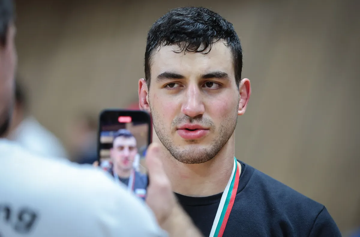 Ново напрежение в борбата: Новиков разочарован, липсвал му неговият треньор (ВИДЕО)