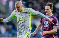 Манчестър Сити би Бърнли и вече е на върха в Англия!