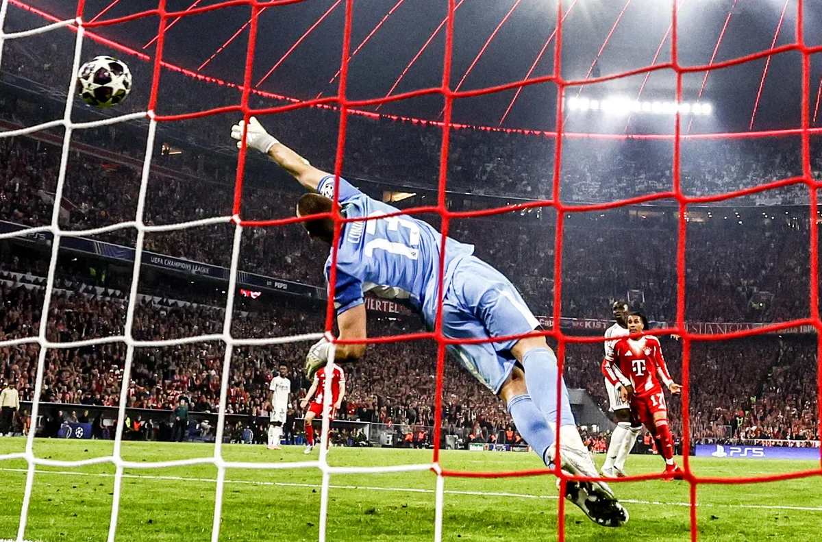 Реал Мадрид продава Лунин при добра оферта това лято