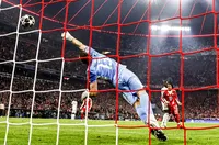 Реал Мадрид продава Лунин при добра оферта това лято