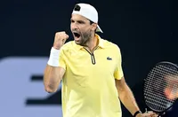 Сривът на Григор Димитров не спира, пада с още близо 30 позиции