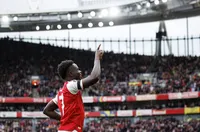 Арсенал вдига Сака за Атлетико Мадрид