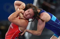 Дудова стигна до мач за бронза на Европейското по борба