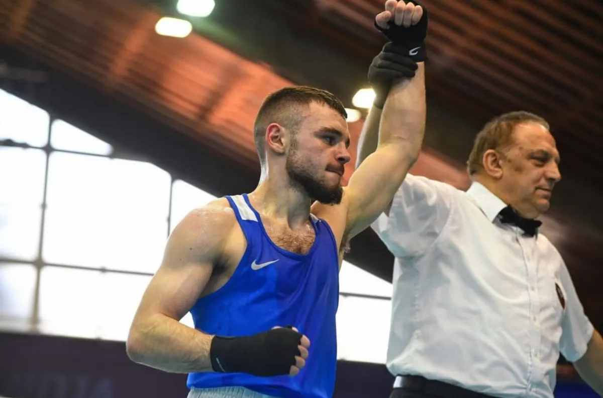 Ясен Радев ще се боксира за място във финала на Световната купа