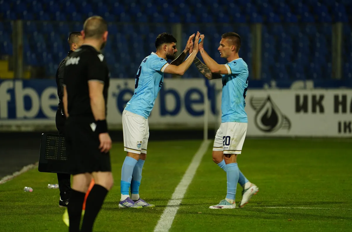 Арда приема Ботев Пд в здрав сблъсък