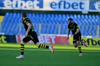 Неделев блесна с нов шедьовър, Ботев Пд би Арда с 2:0