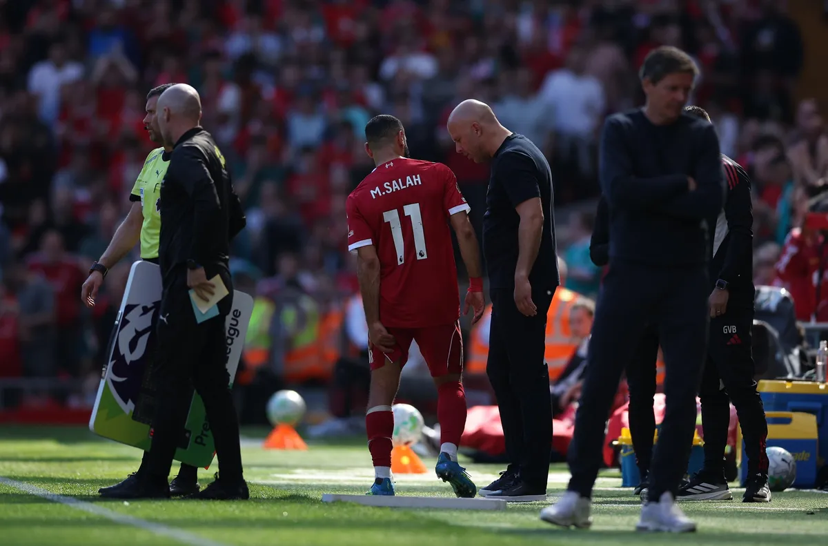 Върджил ван Дайк за контузения Мохамед Салах: Ще бъде изпратен подобаващо във всеки случай