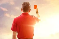 Съдия на УЕФА арестуван за посегателство над непълнолетен