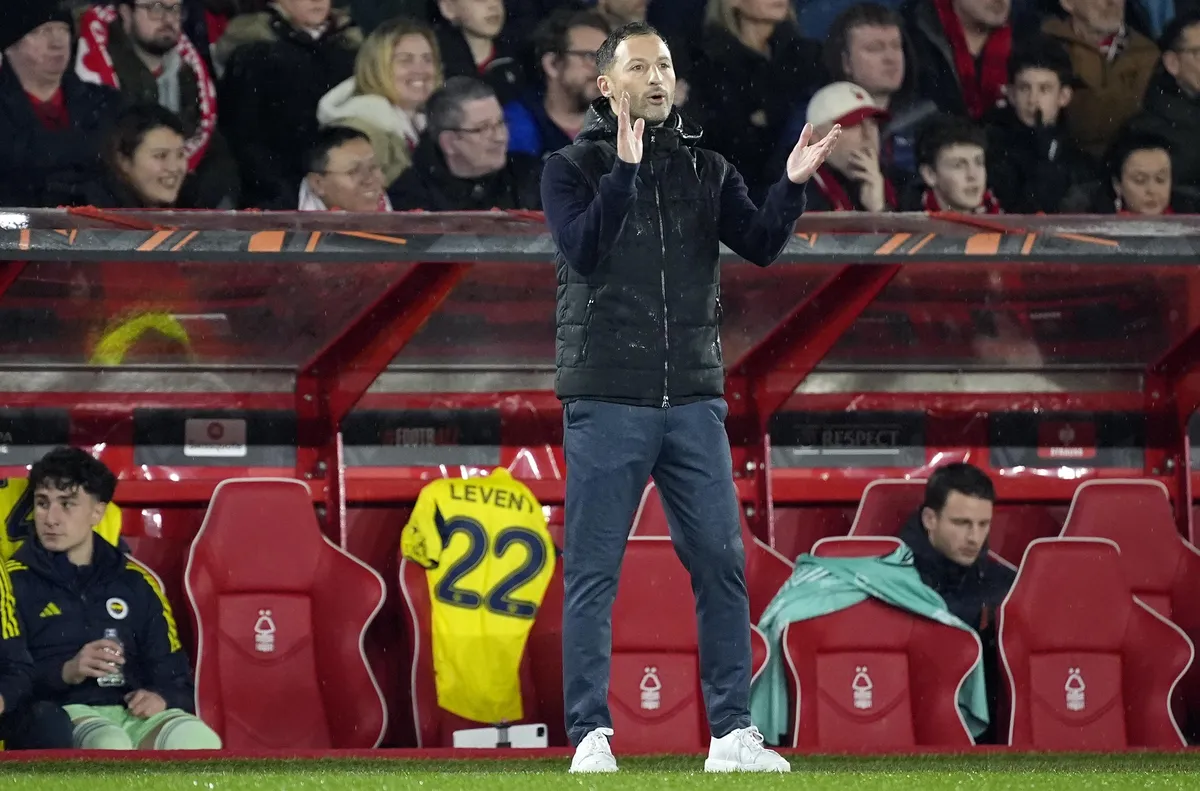 Официално: Фенербахче остана без треньор