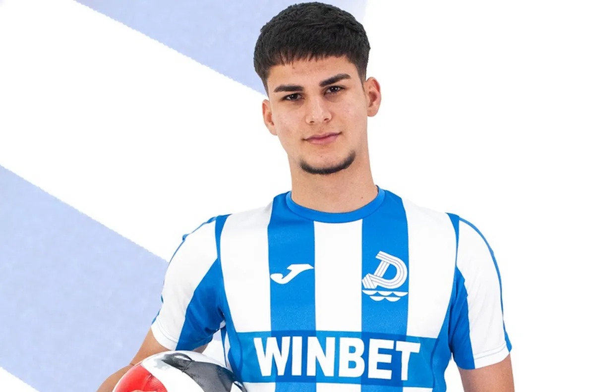 ЦСКА и Черно море в битка за играч на лидера във Втора лига