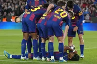 В Барселона няма да прибързват с лечението на Ямал