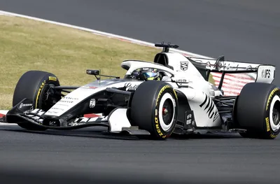 Кадилак с нов дизайн за Гран при на Маями във Формула 1