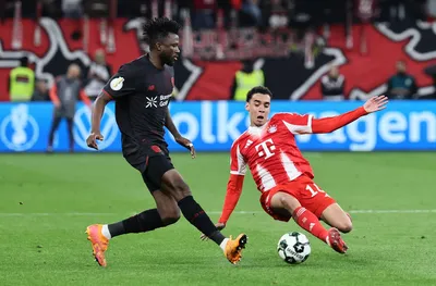 Защитник на Леверкузен подписа нов договор