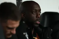 Нюкасъл активно търси купувач за заместника на Исак