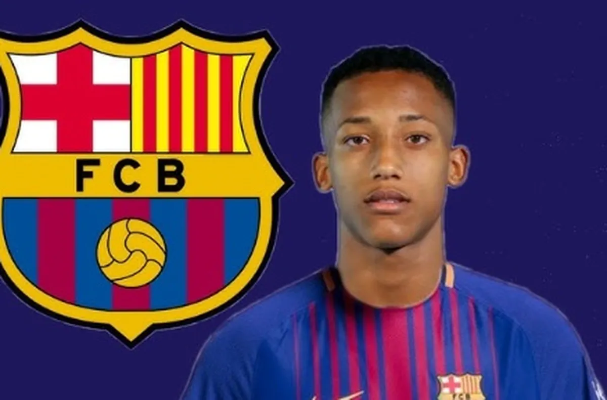 Барселона обмисля трансфер за Жоао Педро