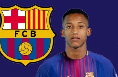 Барселона обмисля трансфер за Жоао Педро