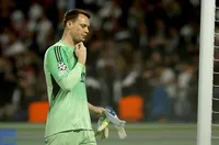 Мануел Нойер иска да остане в Байерн Мюнхен и през следващия сезон