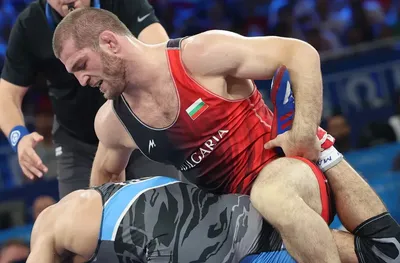 Магомед Рамазанов подписа с престижна верига за свободна борба