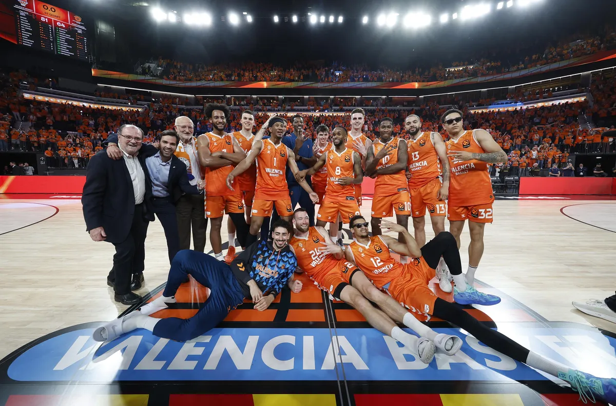 Валенсия във финалната четворка на Евролигата