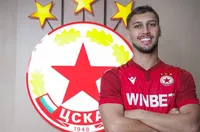 Халф на ЦСКА следен от клубове от Близкия Изток