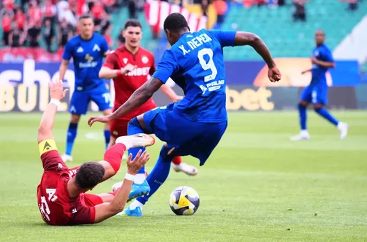 Левски с втора поредна победа във Вечното дерби - 2:0 (ВИДЕО)
