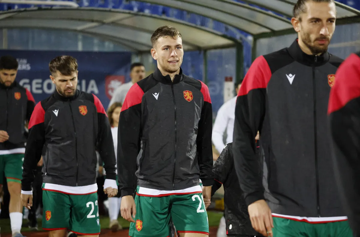 През новия сезон Мартин Георгиев ще играе основно като десен бек в АЕК
