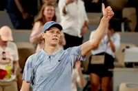 Синер дори не се изпоти в първия си мач на Ролан Гарос