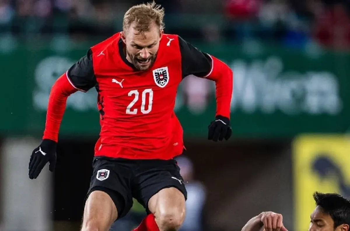 Десет от Австрия победи Тунис 1:0 след пет греди