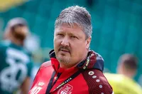 Официално: Любо Пенев поема Локо Сф от следващата седмица