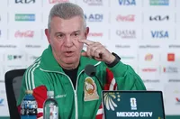 Хавиер Агире: Сами си направихме мача труден