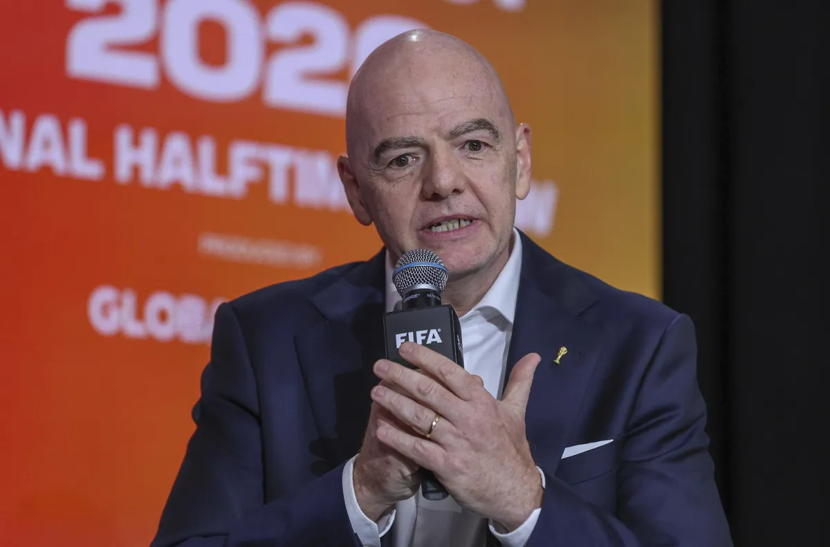 Джани Инфантино с неуместна шега Президентът на ФИФА Джани Инфантино