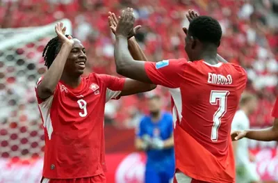 Швейцария удари Канада и спечели групата - 2:1