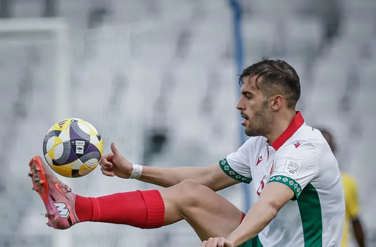 Владимир Николов отново ще играе за белите Националът Владимир Николов