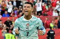 Роналдо за Португалия или Португалия за Роналдо? 