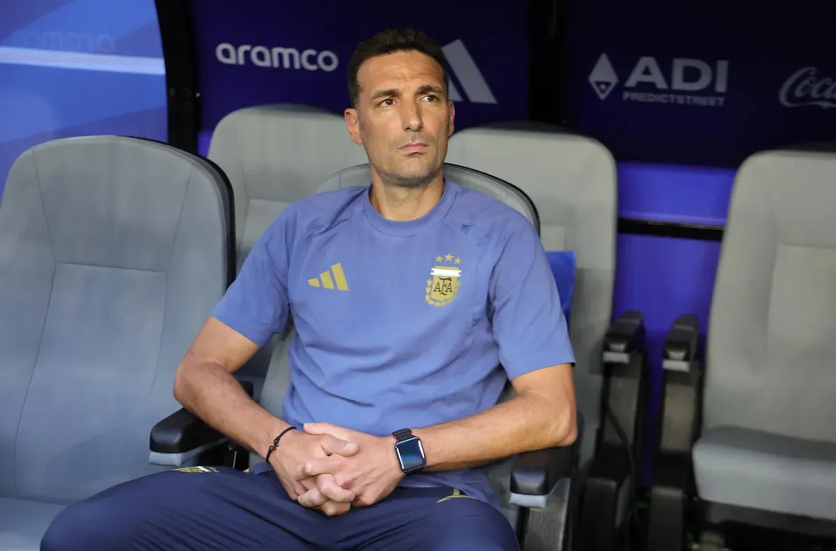 Няма състави които да са категорични фаворити заяви селекционерът на