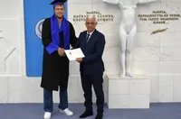 Везенков си взе дипломата от НСА
