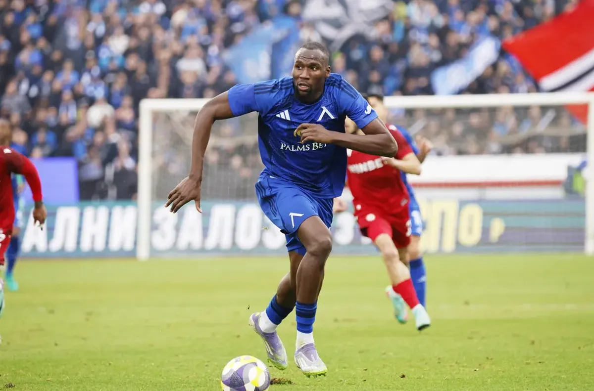 Левски извади Сангаре от картотеките