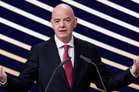 Много тежки обвинения за Инфантино! Изнудвал е участник на Световното 