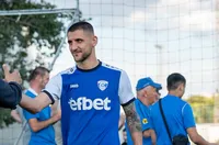 Ахмед Ахмедов започва тренировки с топка