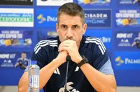 Контузиите променят трансферните планове на Левски