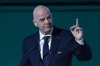 УЕФА, КОНКАКАФ и Азиатската футболна конфедерация призоваха за независима проверка на Джани Инфантино