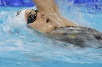 Габриела Георгиева отпадна в сериите на 100 метра гръб на европейското първенство по плуване