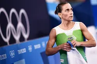 Легендарна гимнастичка на 18-о световно на 51-а години