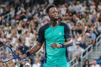 40-годишният Монфис сгази противника си на старта на US Open