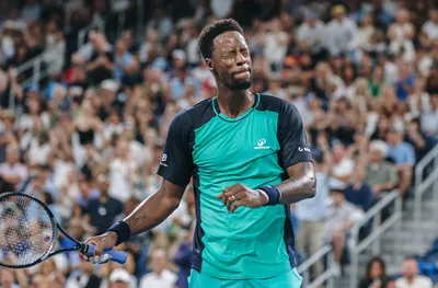 40-годишният Монфис сгази противника си на старта на US Open