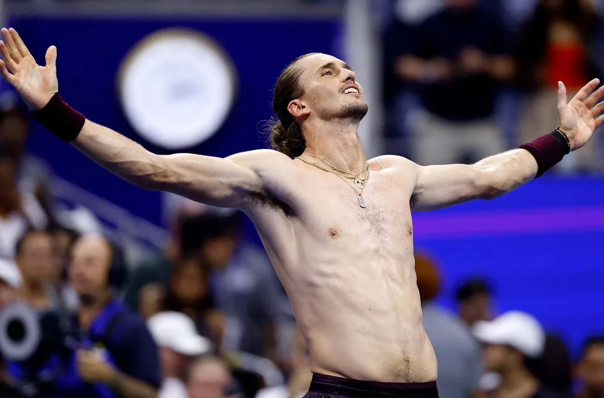Водачът в схемата Александър Зверев продължава в четвъртия кръг на US Open