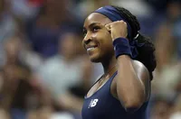 Коко Гоф и Елена Рибакина се класираха за четвъртия кръг на US Open
